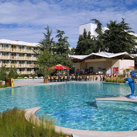 Hotel Malibu Albena Bagian luar foto