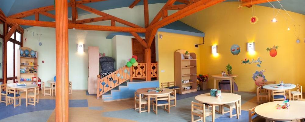 Hotel Malibu Albena Bagian luar foto
